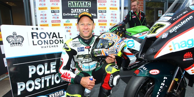 Shakey sets the fastest ever lap of Oulton Park to claim pole position